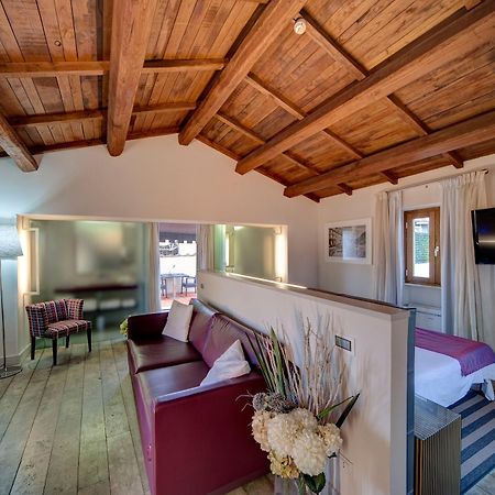 Navona Palace Luxury Inn Рим Екстериор снимка