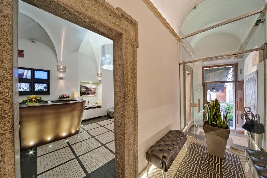 Navona Palace Luxury Inn Рим Екстериор снимка