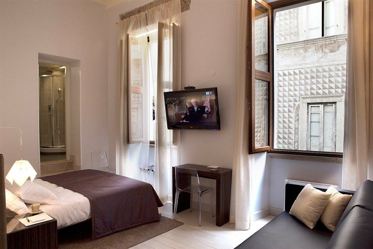 Navona Palace Luxury Inn Рим Стая снимка